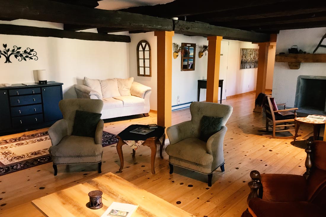 living-1100x733 Common Area living space